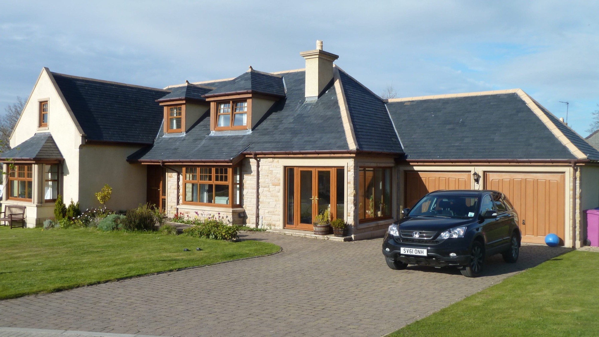 Kinloss Heights, Kinloss